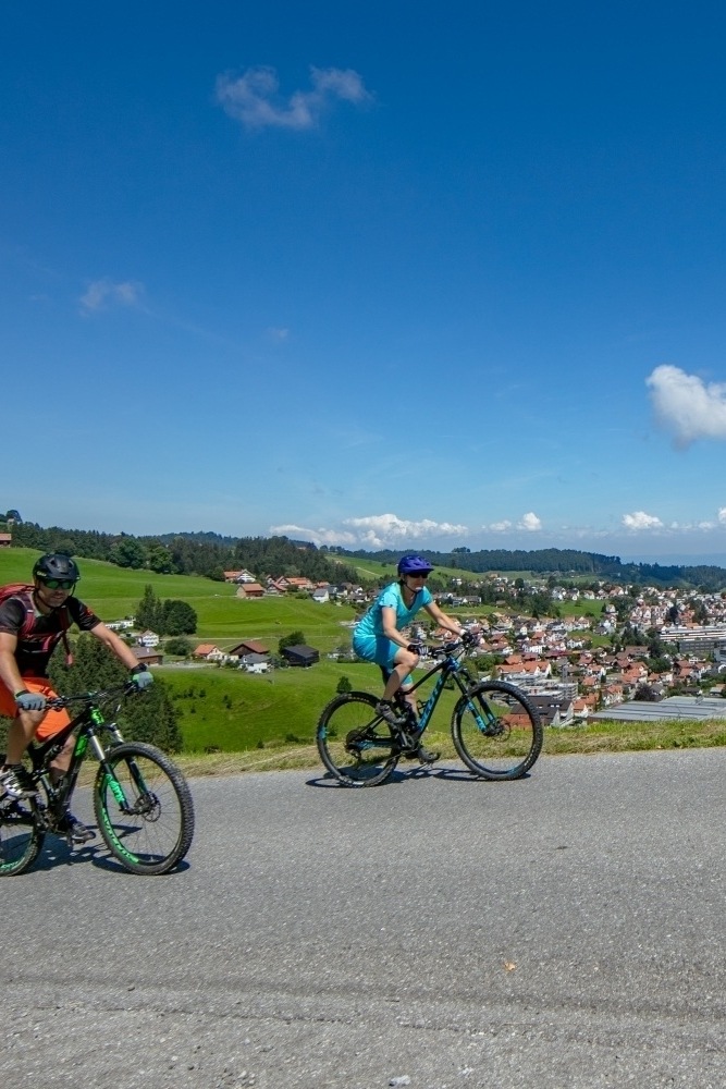 Mit dem E-Bike durchs Appenzellerland
