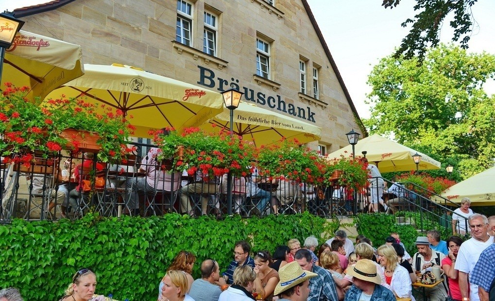 Franconian experience: Schäufele, beer and more