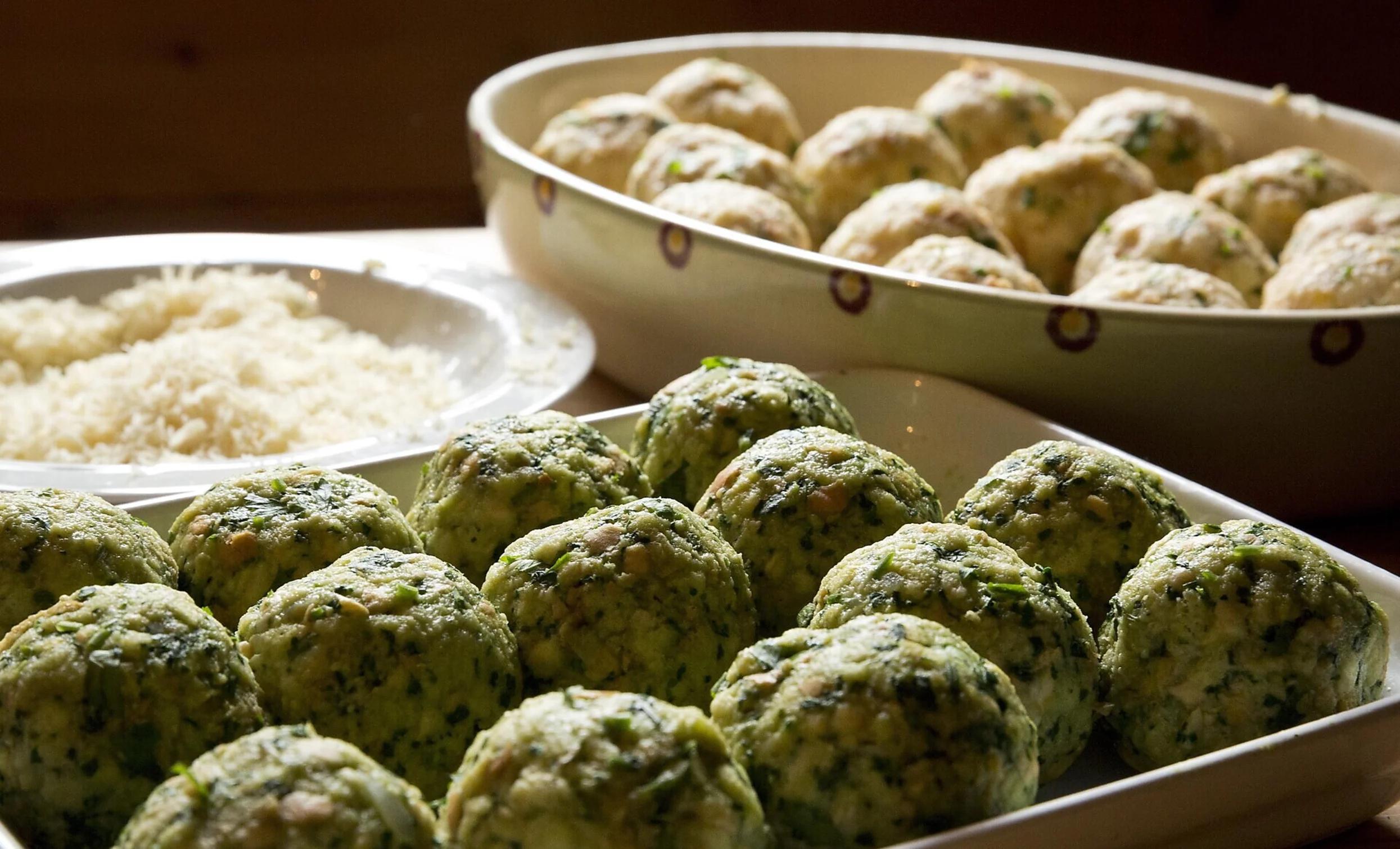 Autumn³ time: Dumpling cooking course at the "Lechnerhof"