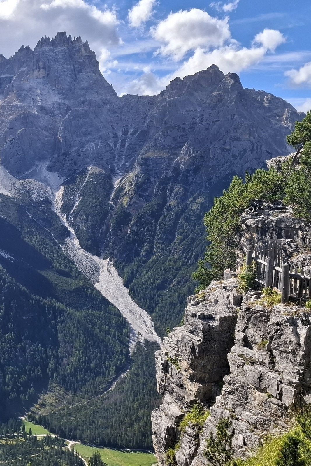 Monday: Croda Rossa meadows - Monte Croce Pass. Sesto Dolomites.