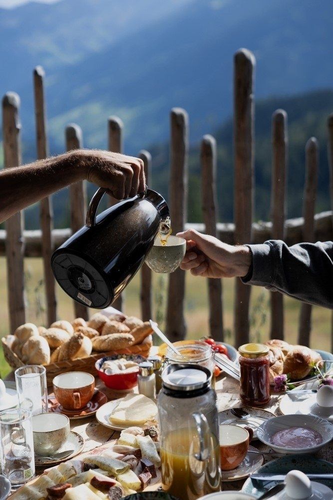 Breakfast on the sensory trail