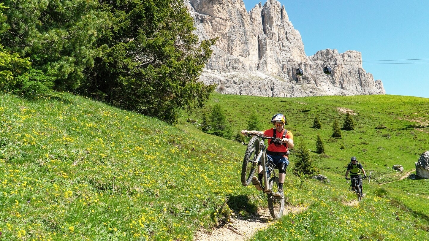 Rosadira Bike - E-Bike | Basic introduction and Wuhnleger Tour image