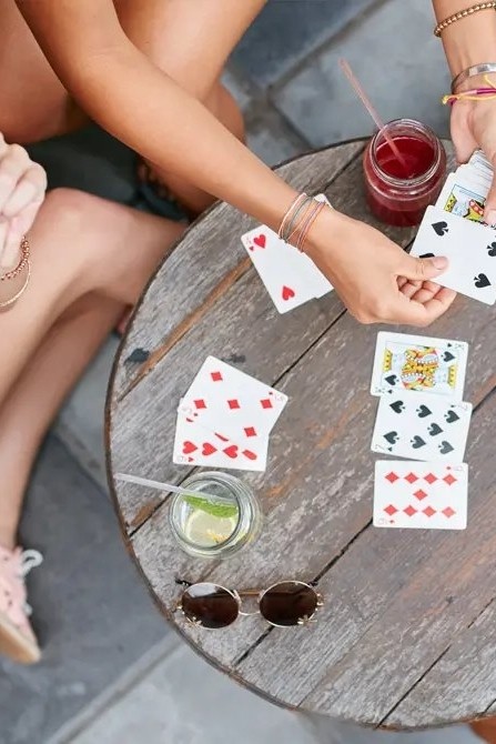 *Kartenspiele & Fun (ab 8 Jahre)