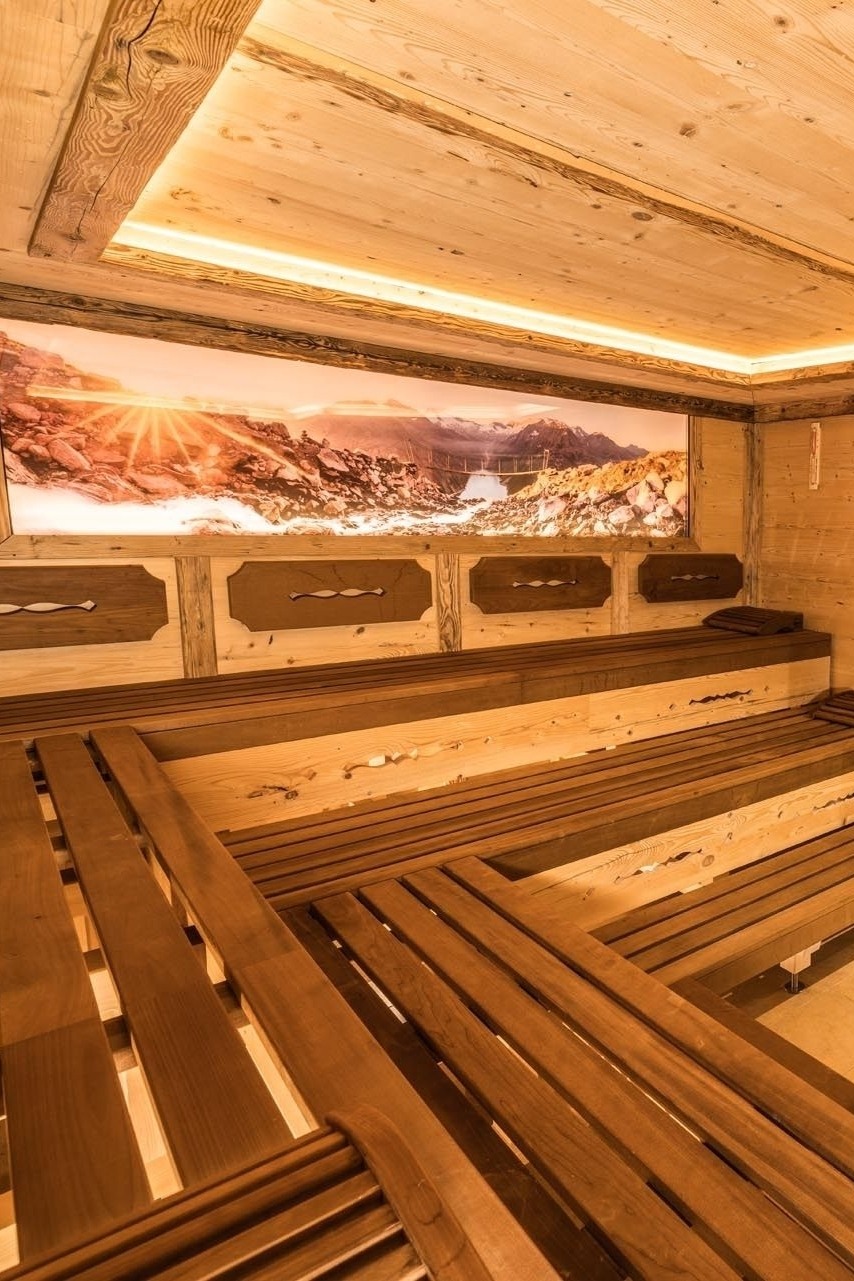 Family sauna experience: relax together
