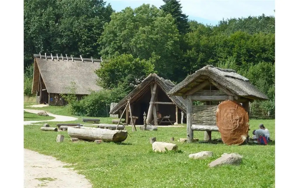 Steinzeitpark 
Albersdorf