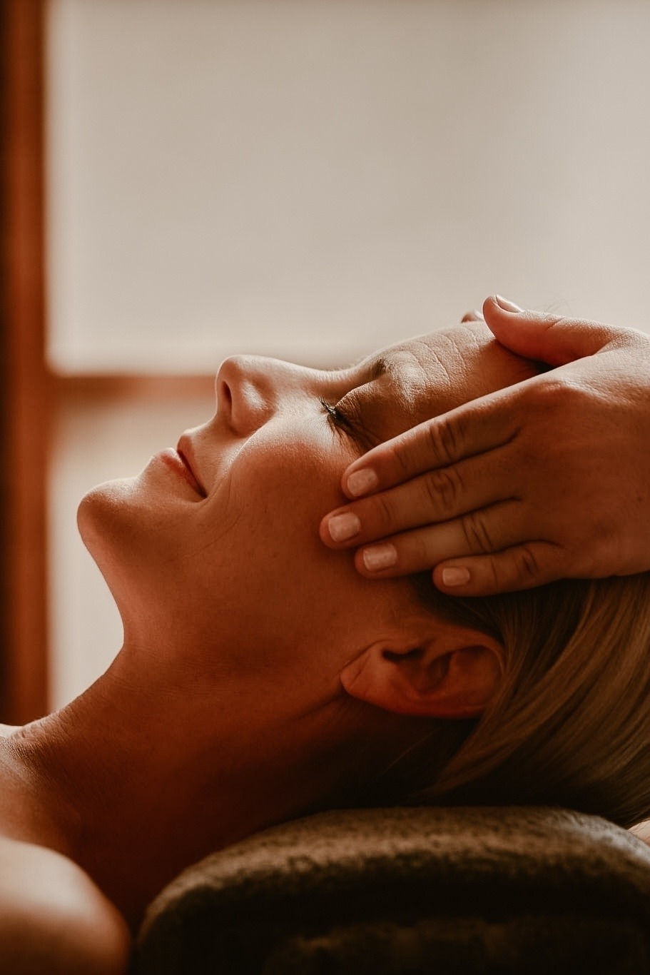 Mukabhyanga - face and head massage