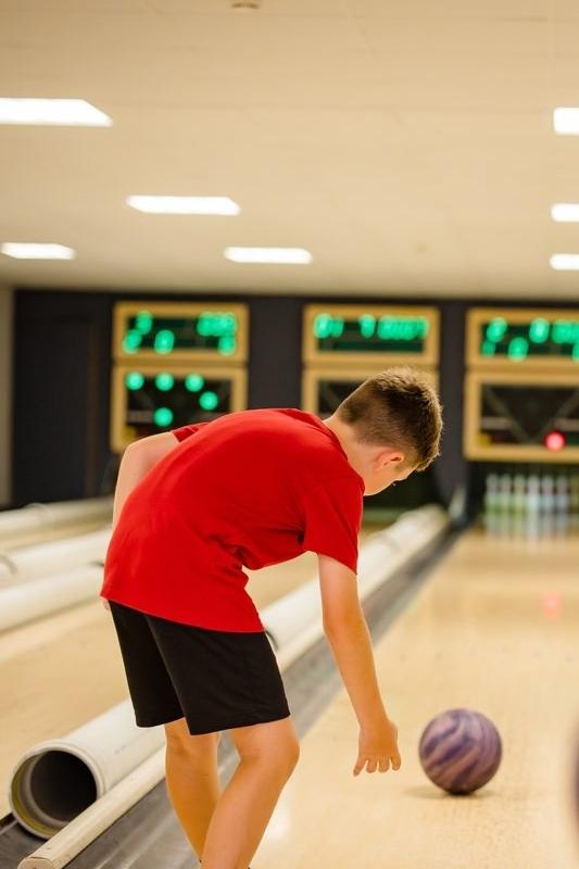 Kids bowling