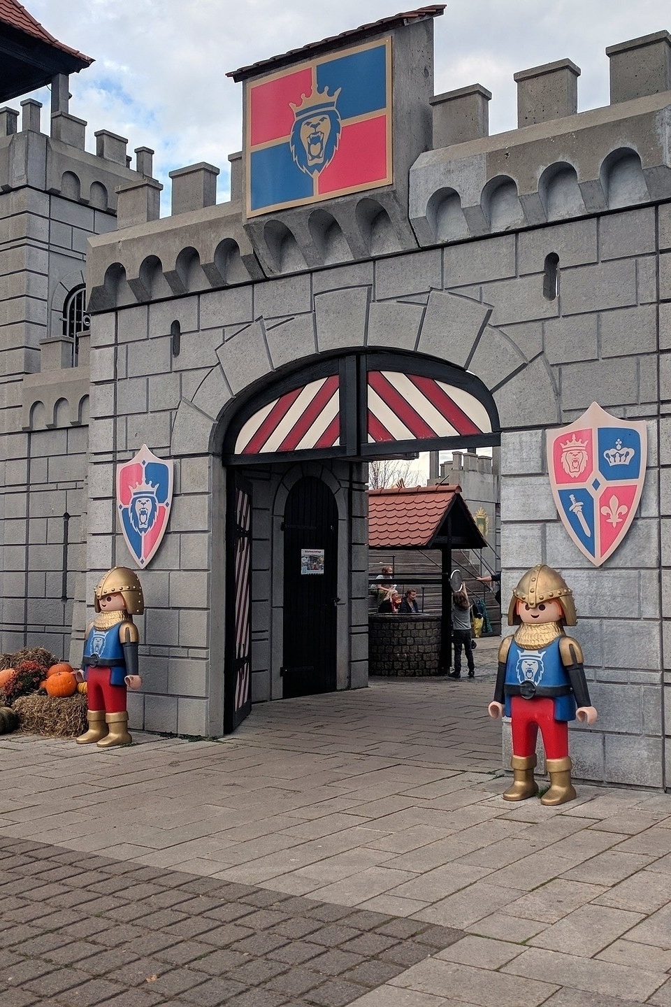 Medieval adventure:
Experience the knight's castle