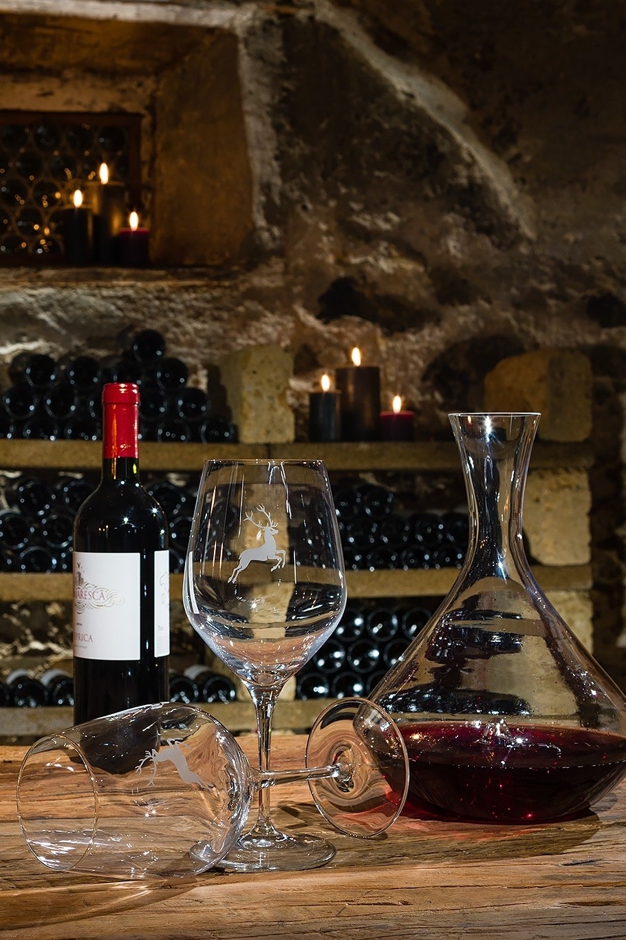 Exquisite wine tasting in our wine cellar