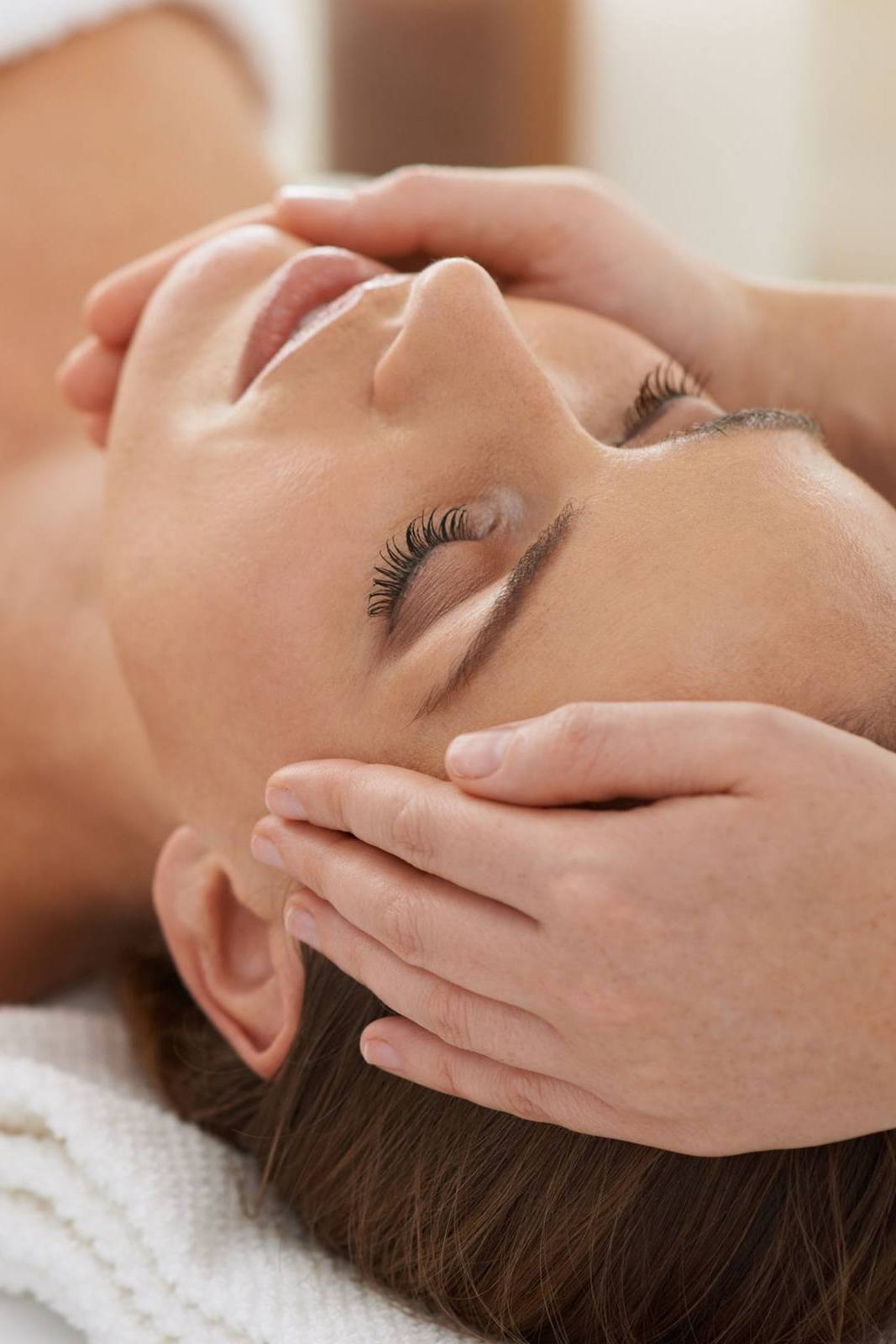 Gesichtsmassage
