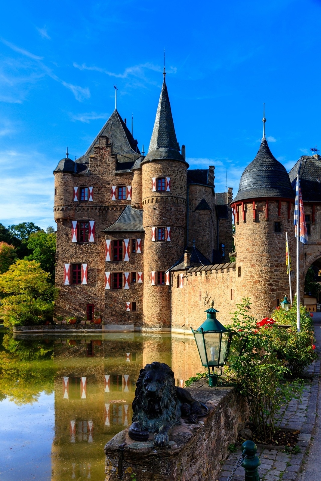 Burg Satzvey: Events von Ritterturnier bis Weihnachtsmarkt