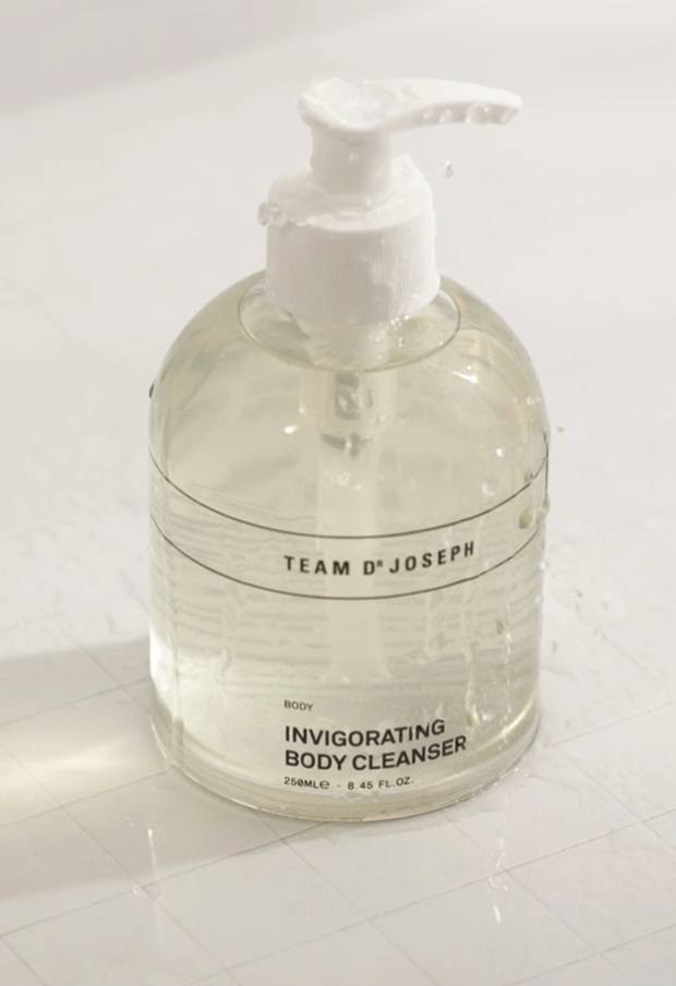 Team Dr Joseph
INVIGORATING BODY CLEANSER
