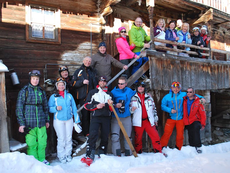 Home skiing day with a cozy stop at the farmhouse