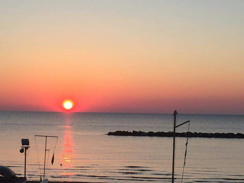 Alba a Porto Sant'Elpidio, sulla costa Marchigiana, citta ospite del Meeting Nazionale dei Giovanissimi di ciclismo 2017