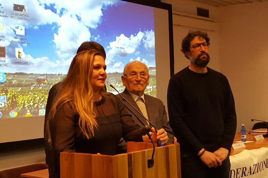 L'assessore allo sport di Porto Sant'Elpidio Milena Sebastiani ad Alba