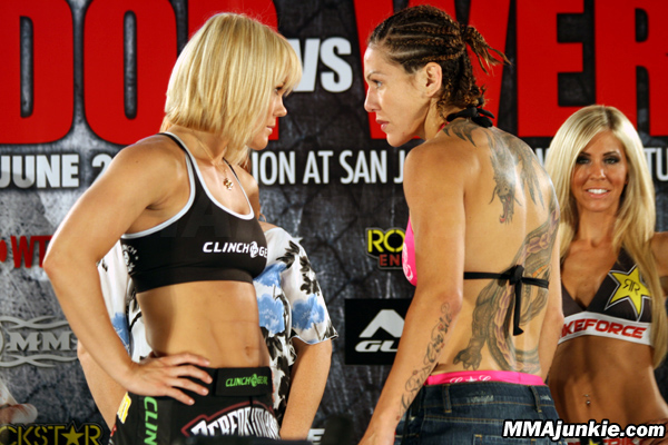 5 Dita di Violenza: Cristiane "Cyborg" Santos vs. Jan "Cuddles" Finney 3