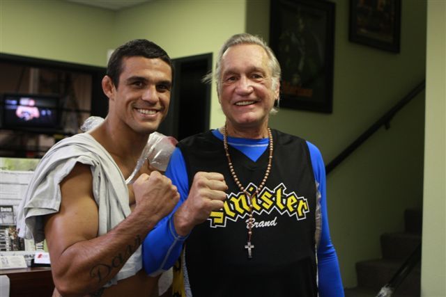 Belfort si prende l'epatite A e conferma lo scontro con Akiyama a UFC Rio 6