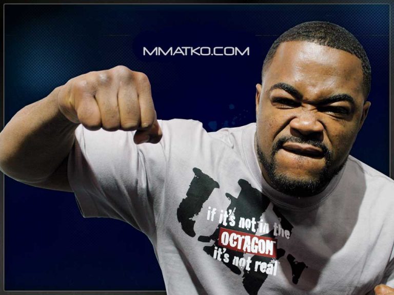 Jon Jones NON si opera.. 1