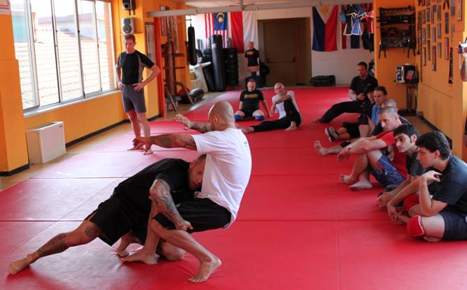 <b>dal 1 Ottobre</b>, 5 Lezioni = 10 ore di Submission Grappling con Matteo Piran 7