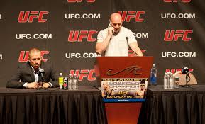 Nick Diaz in ritardo alla conferenza stampa 7