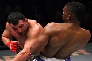 Video del match tra Paul Daley e Jordan Radev (BAMMA 7) 1