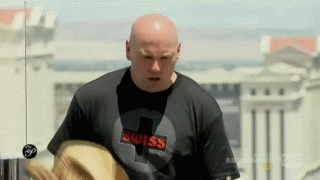 Bisping scivola, e Dana fa una faccia che vale 1 milione di dollari 7