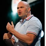 Dana White dichiara guerra al TRT 8