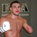 Nick Newell ambisce in alto e viene scaricato dalla XFC 18
