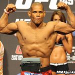 Hector Lombard scende di categoria 29
