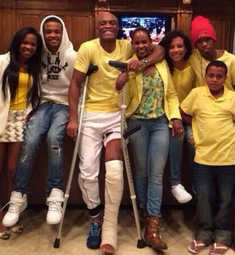 Amderson silva-broken-leg