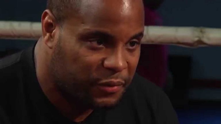 Daniel Cormier vs Jon Jones !