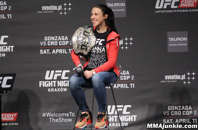 Joanna Jedrzejczyk: "Non mi rimangono molti anni di carriera.Farò altri 3 o 4 incontri" 5