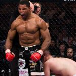 Il Calendario eventi di MMA del 2018 è bello Grasso 34