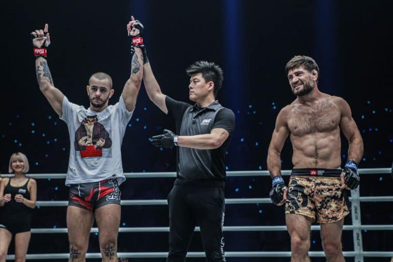 ONE FC: Iuri Lapicus vince contro Marat Gafurov 5