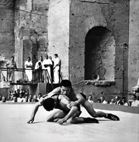 Olimpiadi Roma 1960: La lotta in uno scenario mozzafiato. 2