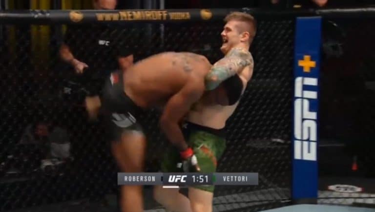 Risultati UFC on ESPN 10: Marvin Vettori vs Karl Roberson ( il match in foto) 15