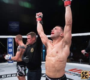 SERGIO DE BARI "VI SPIEGO COSA VUOL DIRE DIVENTARE PRO DI MMA NEGLI USA" 8