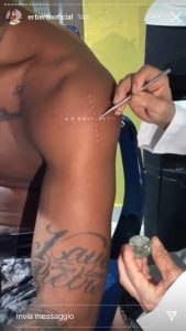 Erberth Santos fa il rito del Kambo, con il veleno di una rana amazzonica (foto) 1