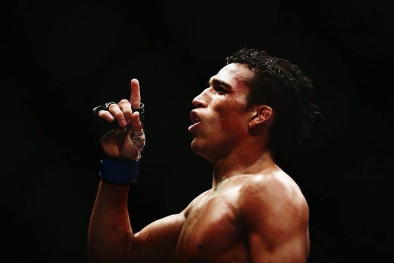 CHARLES OLIVEIRA - video tributo a "DO BRONX" (2021) 1
