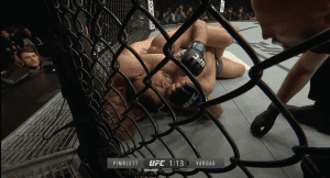 UFC London ci ha regalato ben 5 Submissions tutte diverse tra loro! 4