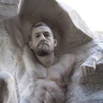 La statua di Conor Mcgregor a opera di Edgar Askelovic 10