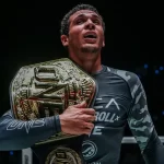 Tye Ruotolo battendo Magomed Abdulkadirov conquista il titolo ONE dei pesi welter di Grappling con sottomissione. 15