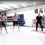Fighter di MMA si allena combattendo contro 3 persone alla volta. 22