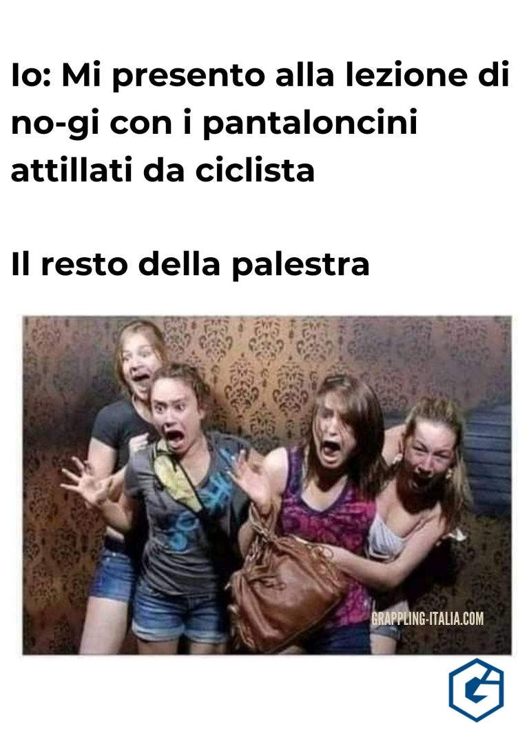 Pantaloni da ciclista durante la lezione di Grappling? 15