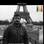 Robert Whittaker davanti alla torre Eiffel 19