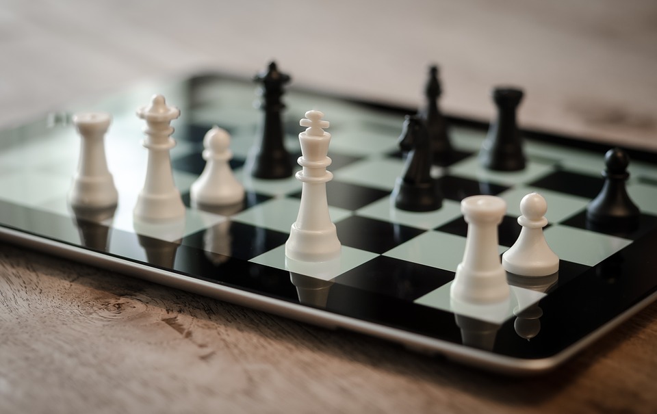 Nowa strategia, nowe struktury