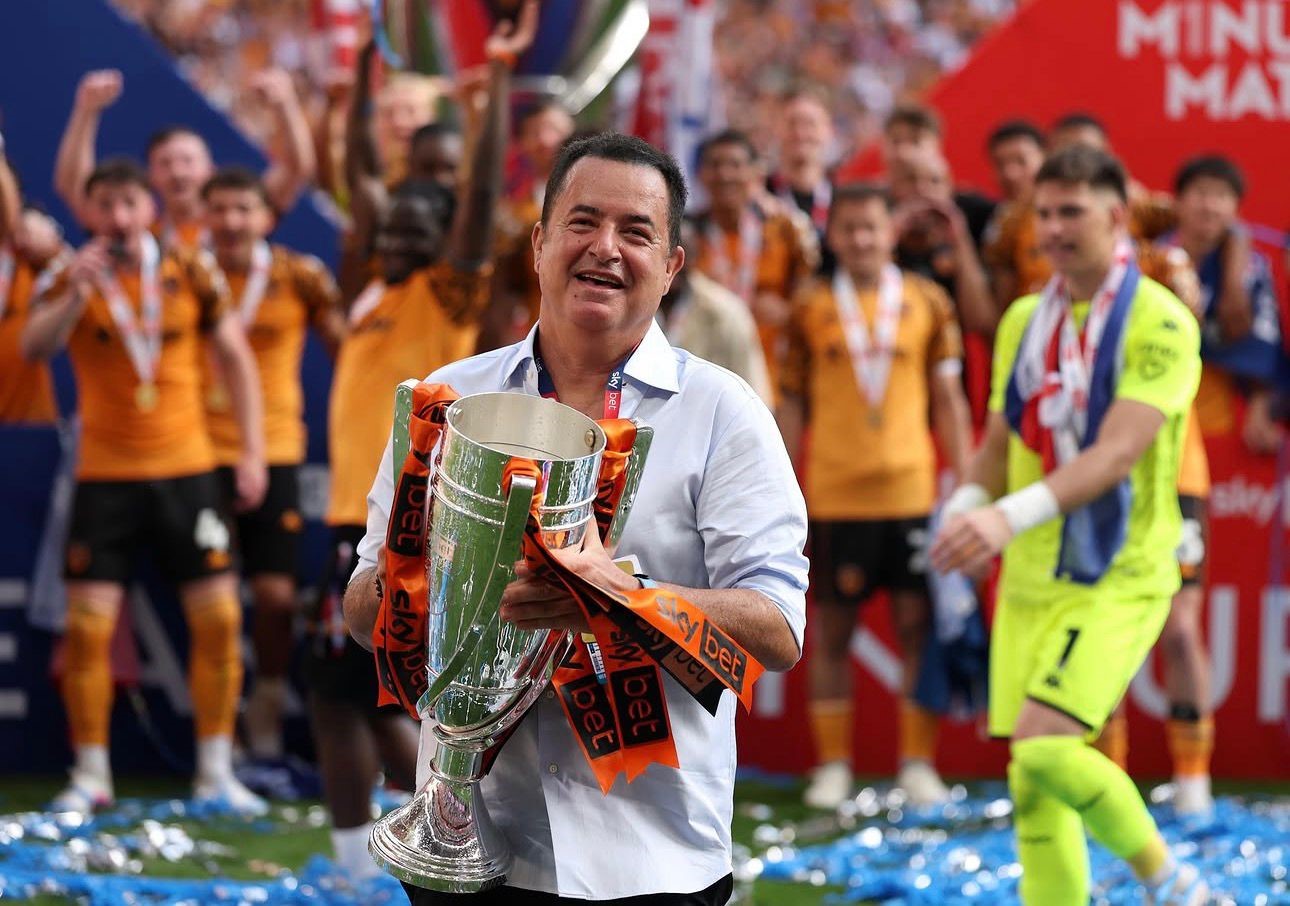 Acun Ilıcalı, Hull City