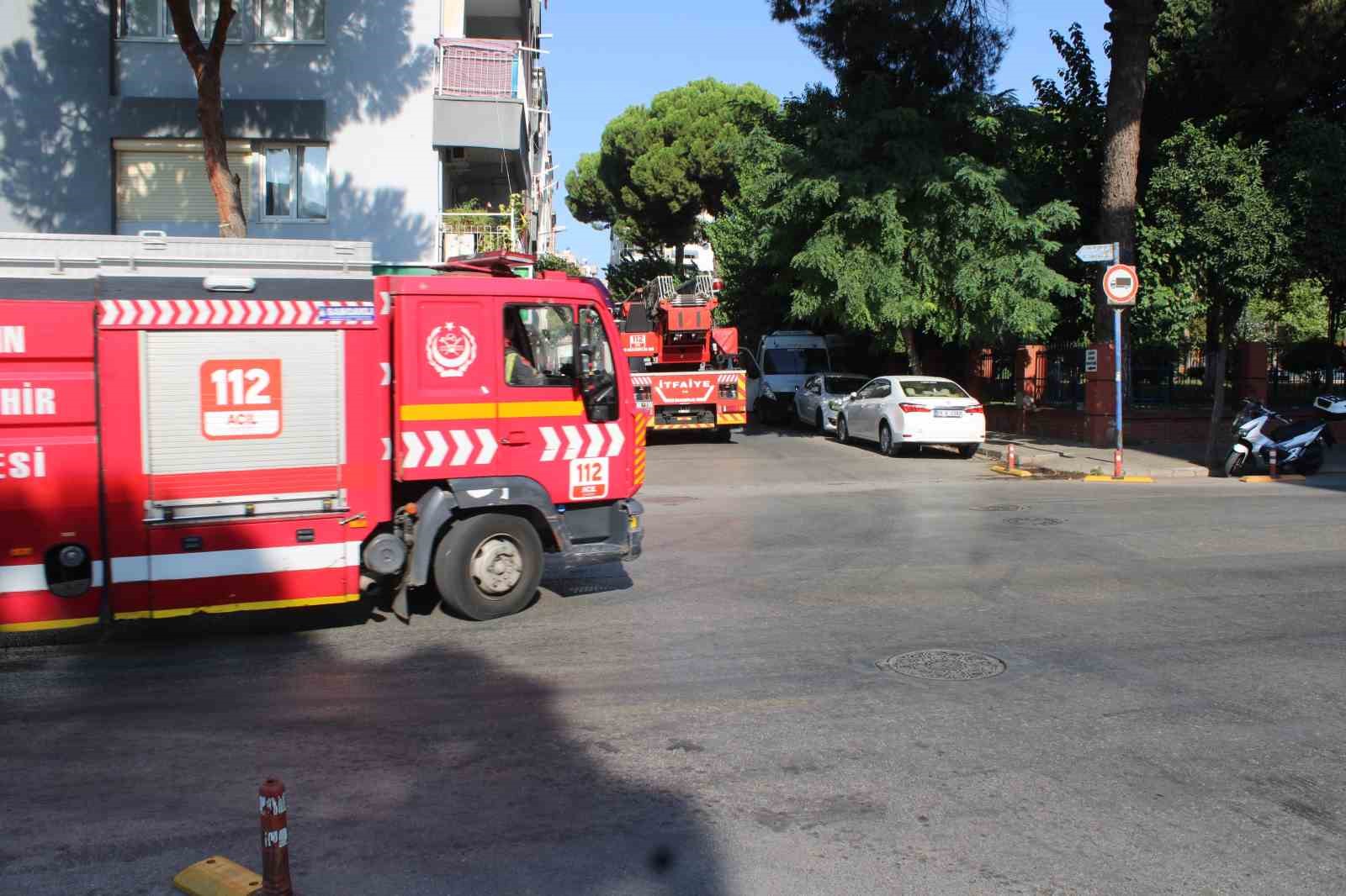 Apartman Sakinlerini Endişelendiren Yanık Koku İtfaiyeyi Çağırdı
