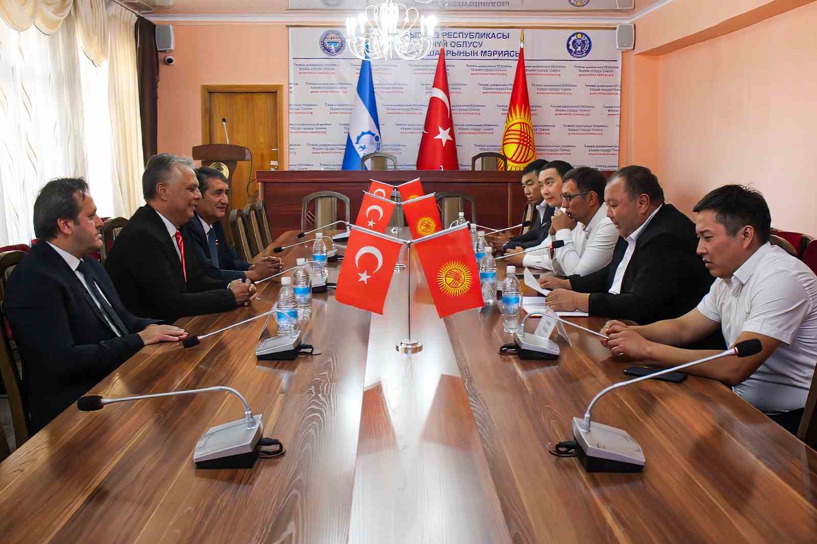 Muratpaşa ve Tokmok Arasında Kardeşlik Bağları Kuruldu