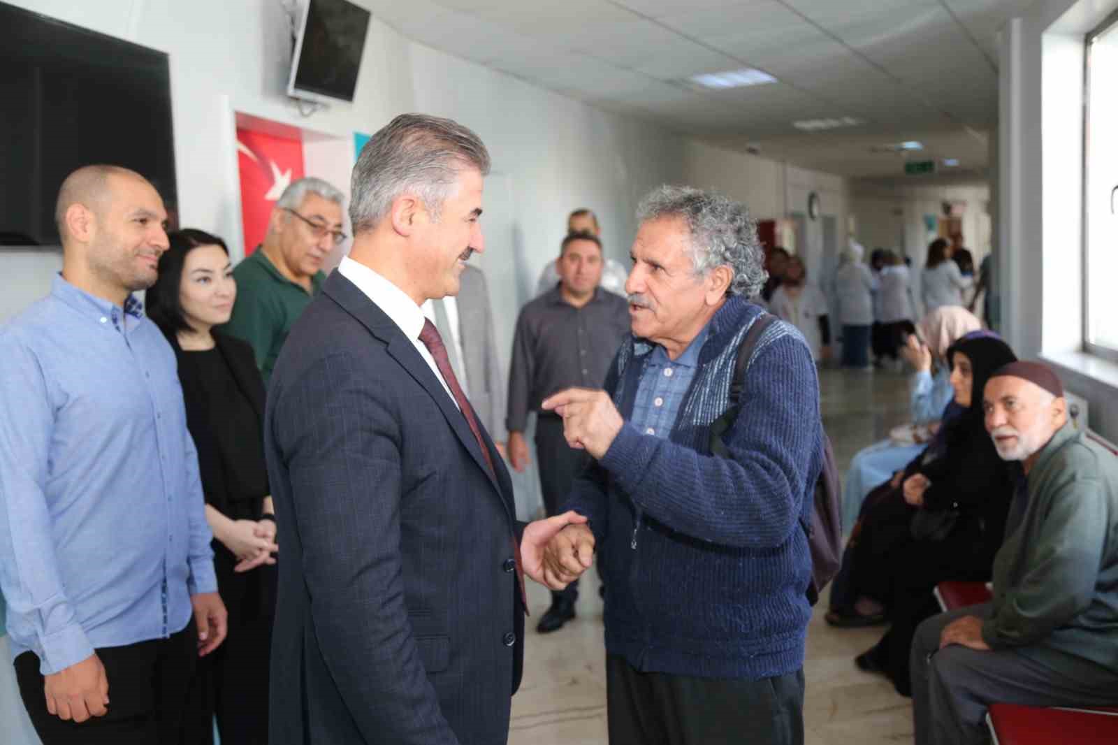 Erzurum İl Sağlık Müdürü Meral saha çalışmalarına yoğunlaştı